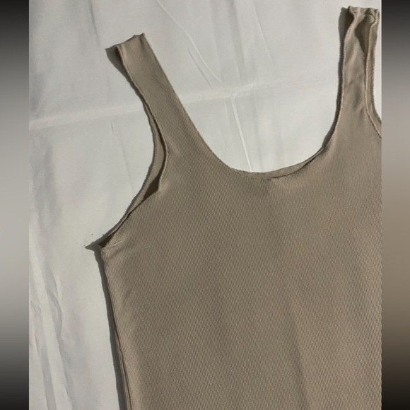 Zara Ribbed Basic Tank Top - Picture 2 of 6